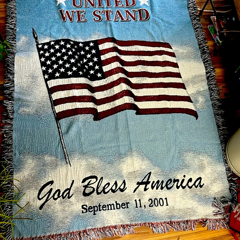 United We Stand 9/11 woven throw blanket afghan American flag patriotic fringe